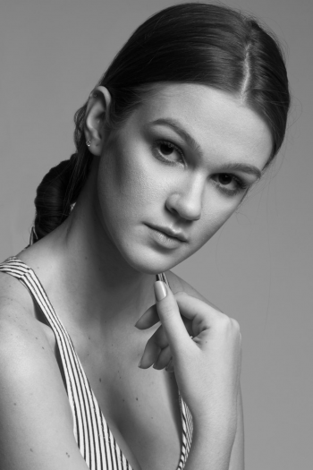 GIOVANNA SANGIORGI GIOVANNA SANGIORGI