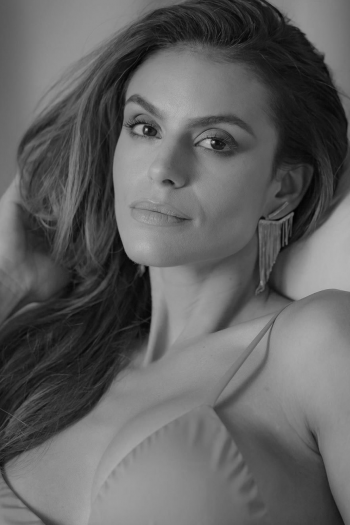 NATHALIA SILVESTRINI NATHALIA SILVESTRINI