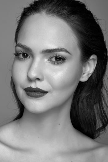 MARIANA AKEMI MARIANA AKEMI