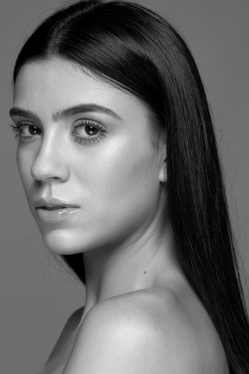 JULIA LEDA JULIA LEDA