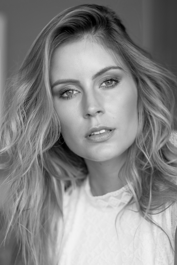 LAYANNE SOUSA LAYANNE SOUSA